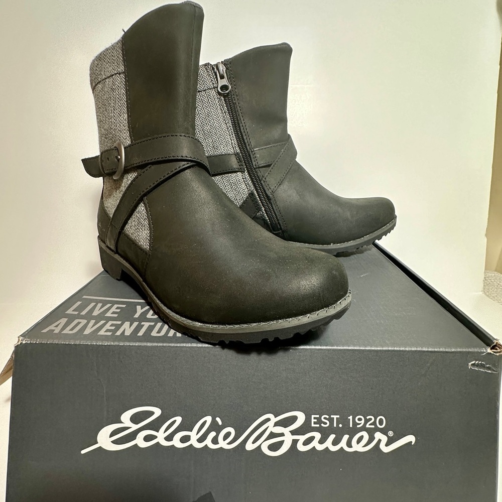 NEW Eddie Bauer Waterproof Winter Ankle Boots size 8